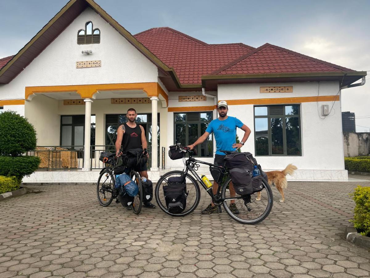 Virunga Homestay Ruhengeri Luaran gambar